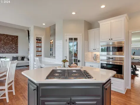 15607 Sw Highpoint Drive Sherwood OR 97140
