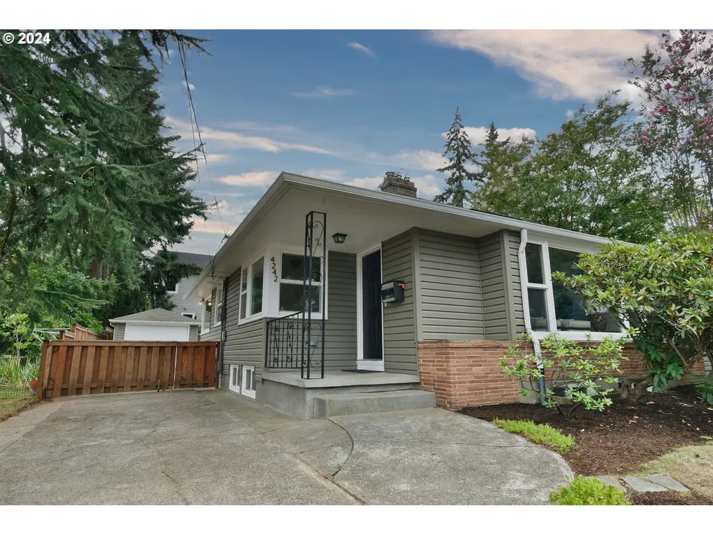 4242 Ne Mason Street Portland OR 97218