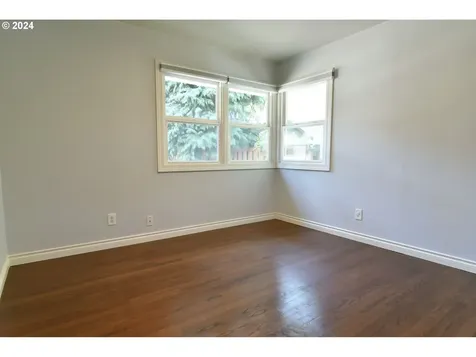 4242 Ne Mason Street Portland OR 97218