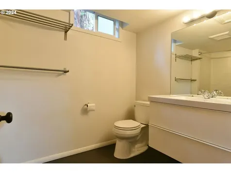 4242 Ne Mason Street Portland OR 97218