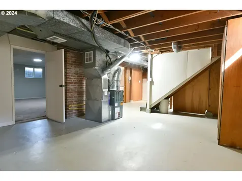 4242 Ne Mason Street Portland OR 97218