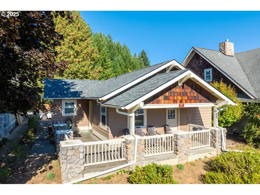 369 B Street Elkton OR 97436