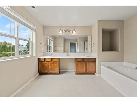 5301 SE Verbena Place Hillsboro OR 97123
