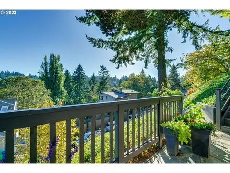 1719 Sw Terrace Drive Portland OR 97201