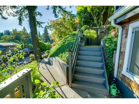 1719 Sw Terrace Drive Portland OR 97201