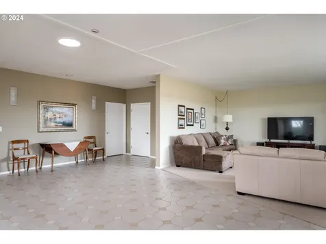 8710 NE 139th Street Vancouver WA 98662