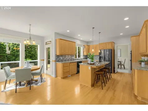10736 Sw Cottonwood Street Tualatin OR 97062