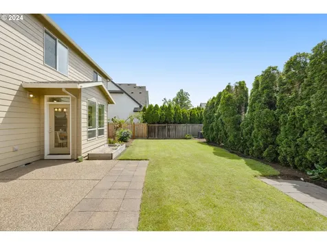 10736 Sw Cottonwood Street Tualatin OR 97062