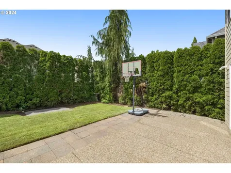 10736 Sw Cottonwood Street Tualatin OR 97062