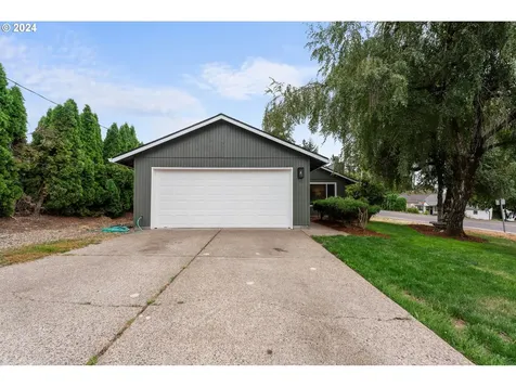 3900 Se View Acres Road Milwaukie OR 97267