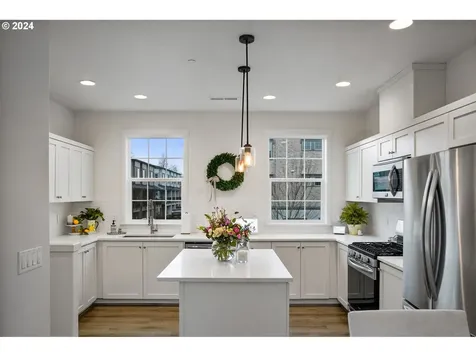 28680 Sw Paris Avenue Wilsonville OR 97070