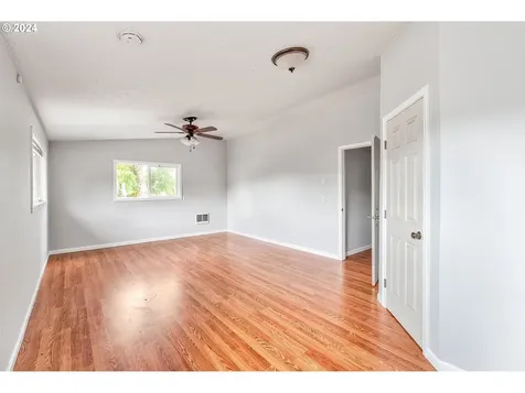 1605 8th Avenue Longview WA 98632
