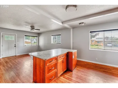 1605 8th Avenue Longview WA 98632