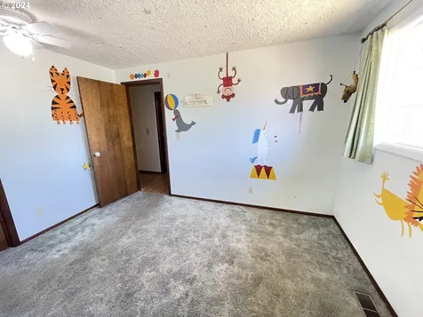 3398 Four Seasons Court Ne Salem OR 97305