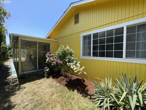 3398 Four Seasons Court Ne Salem OR 97305