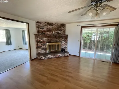 3398 Four Seasons Court Ne Salem OR 97305