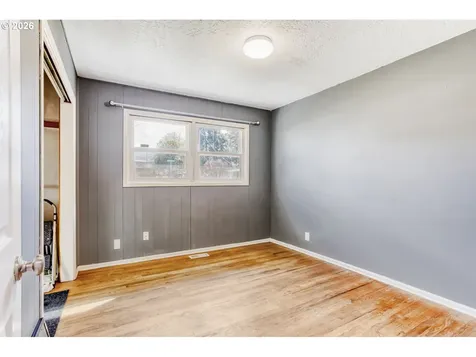 280 Ipswich Street Gladstone OR 97027
