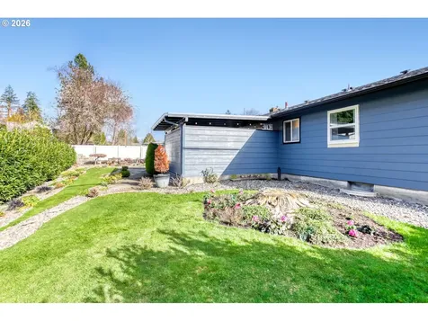 280 Ipswich Street Gladstone OR 97027