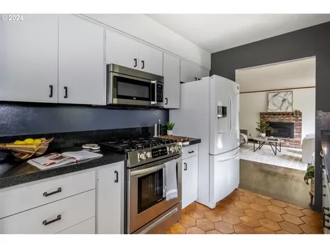 1355 Hallinan Street Lake Oswego OR 97034