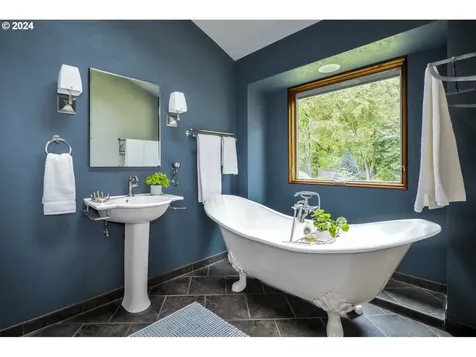 1355 Hallinan Street Lake Oswego OR 97034