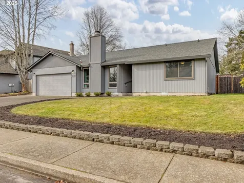 1345 SW Fleishauer Lane Mcminnville OR 97128