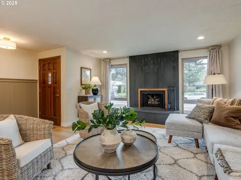 1345 SW Fleishauer Lane Mcminnville OR 97128