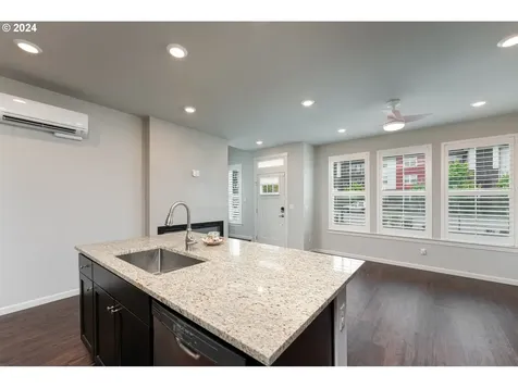 6974 SE Blanton Street Hillsboro OR 97123