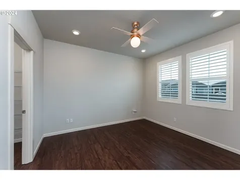 6974 SE Blanton Street Hillsboro OR 97123