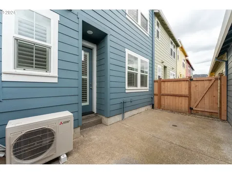 6974 SE Blanton Street Hillsboro OR 97123