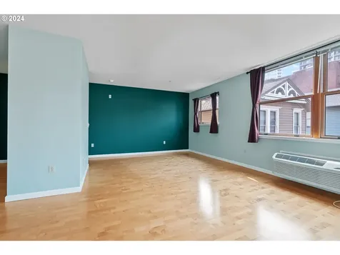 1134 SW Jefferson Street Portland OR 97201