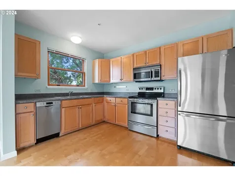 1134 SW Jefferson Street Portland OR 97201