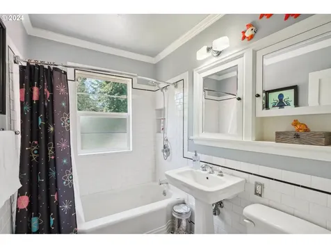 3630 Se Haig Street Portland OR 97202
