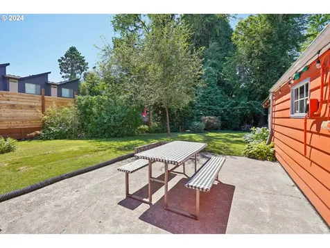 3630 Se Haig Street Portland OR 97202