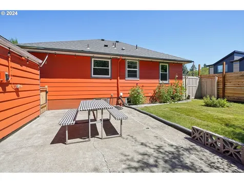 3630 Se Haig Street Portland OR 97202