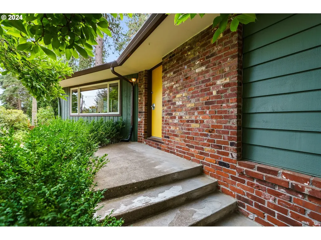 10401 Sw Lancaster Road Portland OR 97219