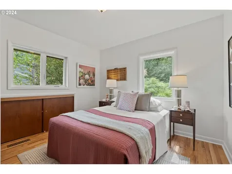 10401 Sw Lancaster Road Portland OR 97219