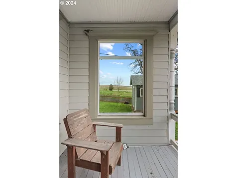 608 Mccoy Street Moro OR 97039