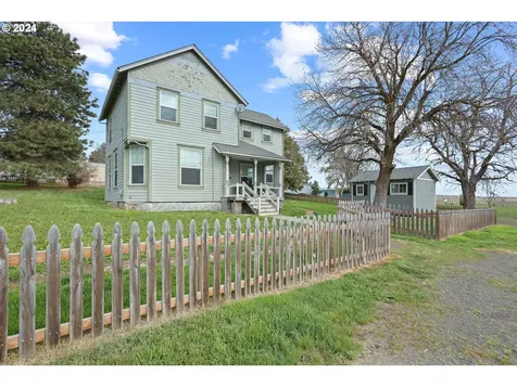 608 Mccoy Street Moro OR 97039