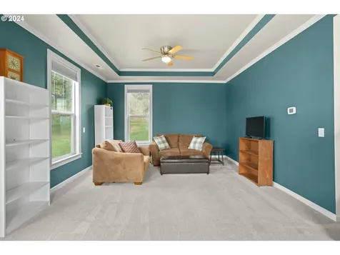 608 Mccoy Street Moro OR 97039