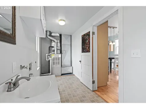 608 Mccoy Street Moro OR 97039