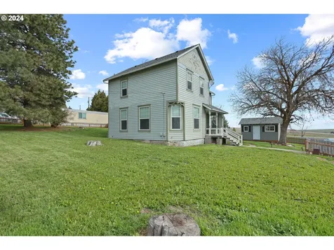 608 Mccoy Street Moro OR 97039