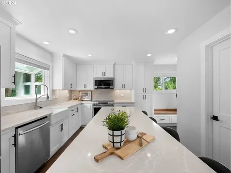 473 Mountainview Street Oregon City OR 97045