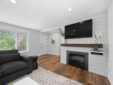 473 Mountainview Street Oregon City OR 97045
