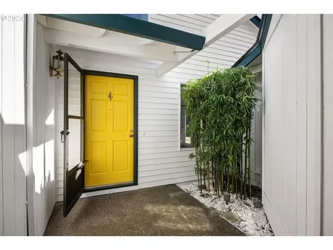 4058 Ne Olympic Court Hillsboro OR 97124