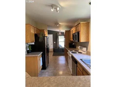 3449 Cathern Road Hood River OR 97031