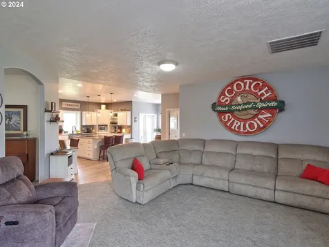 4691 SE Amity Road Amity OR 97101