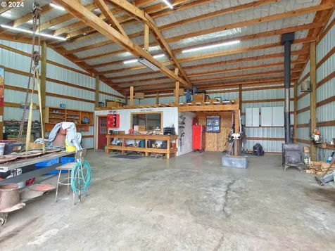 4691 SE Amity Road Amity OR 97101