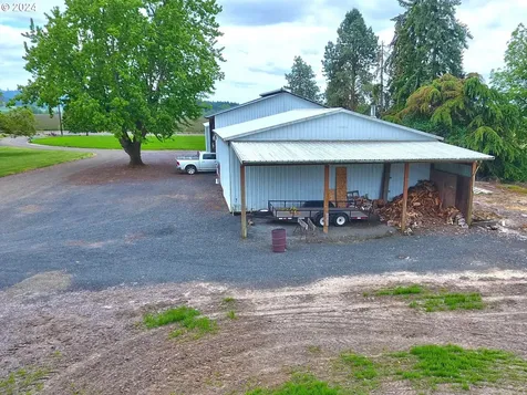 4691 SE Amity Road Amity OR 97101