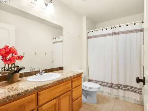 324 SW Kalmia Avenue Warrenton OR 97146