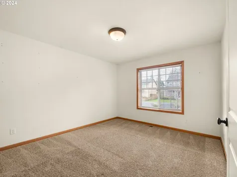 324 SW Kalmia Avenue Warrenton OR 97146